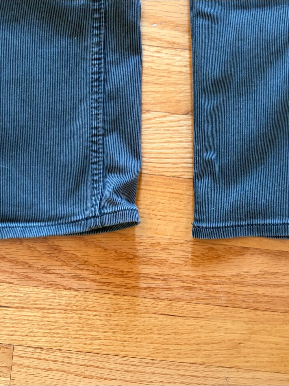 2 pairs of Banana Republic Ribbed Jeans in Gray and Green size 33 by 30 - Picture 11 of 16